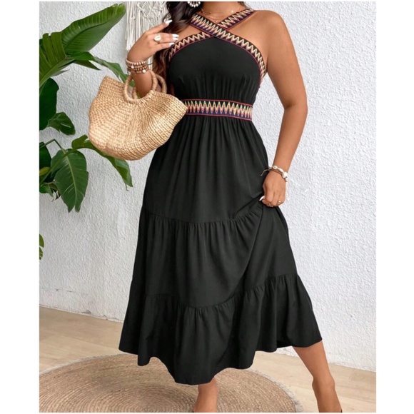 Plus Boho Black Chevron Halter Maxi Dress - Picture 2 of 7